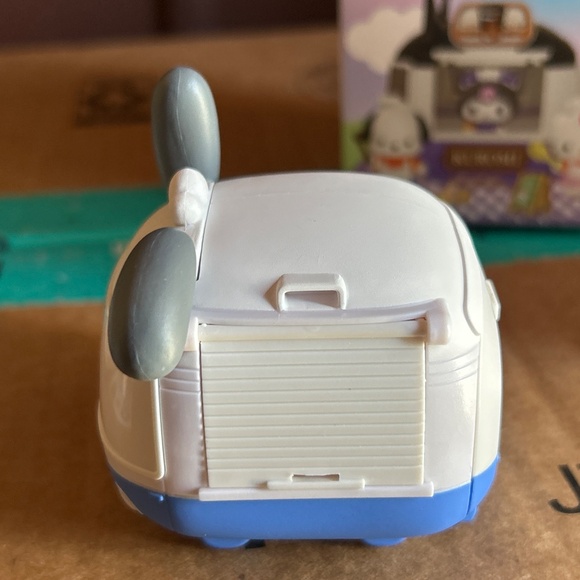 Sanrio Food Truck Pochacco Blind Box Figure - Picture 15 of 16